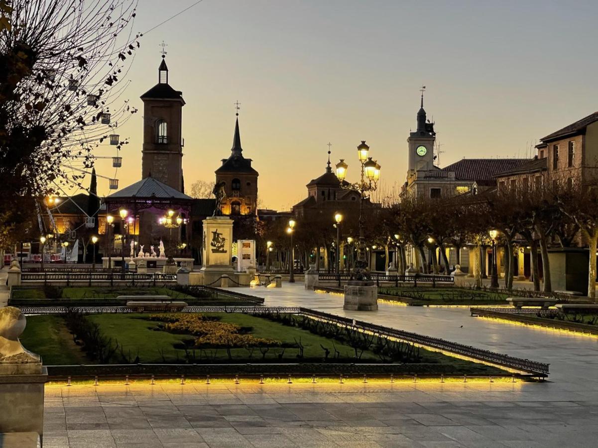 Sonar En La Plaza Cervantes 2 Алькала-де-Энарес Экстерьер фото